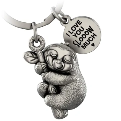 Imagen de FABACH llavero perezoso Dreamy dulce amuleto de la suerte para mujer mejor amiga regalo amantes los perezosos, Plata antigua, 1, Moderno
