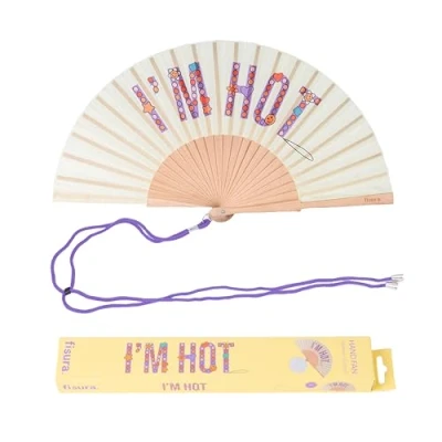 Imagen de Fisura Abanico original con mensaje “I’m hot. de madera moderno y colorido. Ventilador mano beige. Colgador incluido. Medidas: 42,5 x 23 cm