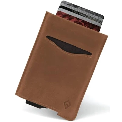 Imagen de AKIELO Tarjetero de Hombre Piel con Bloqueo RFID y Caja Regalo Cartera para Tarjetas Protector Contactless (Alpha Marrón Claro Cuero)