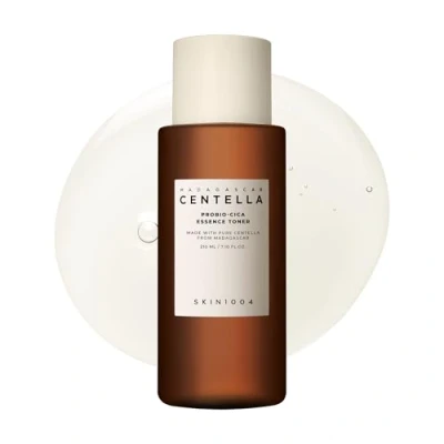 Imagen de SKIN1004 Madagascar Centella Probio Cica Essense Tóner (210 ml)