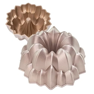 Imagen de Erreke Molde Bizcocho, Bizcocho Horno, Tarta, Doble Capa Antiadherente, Aluminio Fundido Resistente, Cocción Uniforme, Moldes Repostería, Color Oro Rosa, 24cm, 2 litros, Cascada