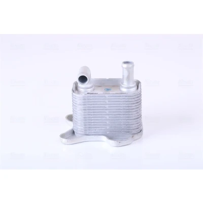 Imagen de NISSENS 90825 Radiador de aceite sin alojamiento del filtro OPEL: Corsa C Hatchback, Combo Furgón / Familiar, Tour
