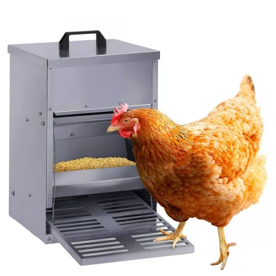Imagen de IDMarket Alimentador de pedal para gallinas dispensador automático 5 kg antiplagas