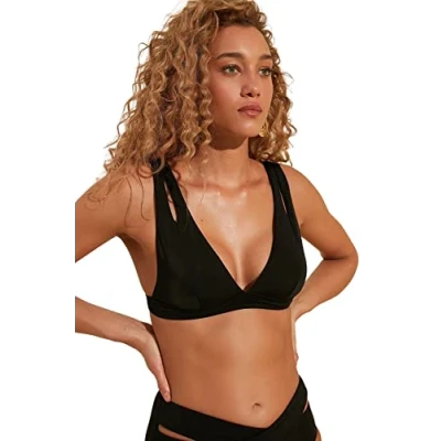 Imagen de Trendyol Escote Triangular detallado en la Parte Superior del Bikini Top, Negro, 38 para Mujer