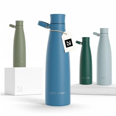 Imagen de LARS NYSØM Botella de Acero Inoxidable aislada 0,75l Agua 0,75 litro a Prueba Fugas para Deportes, Bicicleta, Perro, (Calypso Blue, 750ml)
