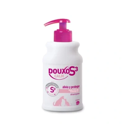Imagen de DOUXO S3 Calm Champú para Perros y Gatos Higiene Pieles sensibles Alivia Protege Fragancia hipoalergénica 200ml