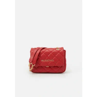 Imagen de VALENTINO Ocarina Flap Bag Rosso