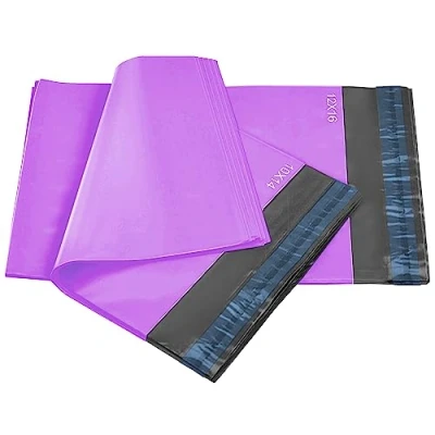 Imagen de 50 bolsas autoadhesivas de polietileno para envíos postales color morado, 2 tamaños, 25 cada iSOUL pequeñas a grandes, paquete correo, varios sobres