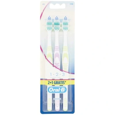 Imagen de Oral B Cepillo de dientes manual Medio (3 unidades), Multicolor