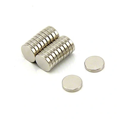 Imagen de N42 Magnet de Neodimio Para Artes, Manualidades, Fabricación Modelos, Bricolaje, Pasatiempos, Oficina Y Hogar 10mm Diámetro x 2mm Espesor 1.44kg Paquete 20