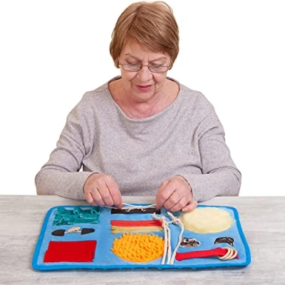 Imagen de ODOXIA Manta Sensorial para Demencia Actividades Reconfortantes Y Relajantes La De Personas Mayores Fidget Blanket Ayuda Alzheimer, Demencia, Asperger, Autismo Ansiedad