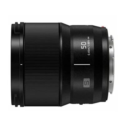 Imagen de Panasonic LUMIX S Series Lente de cámara, Intercambiable F1.8 L 50 mm para cámaras Digitales Marco Completo sin Espejo, S50 Negro