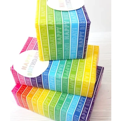 Imagen de Abacus Tarjetas Papel de regalo a rayas arcoíris 2 hojas y etiquetas Sin plástico totalmente reciclable