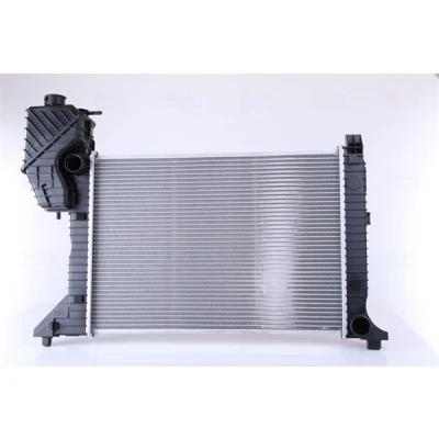 Imagen de NISSENS 62687A Radiador, refrigeración del motor Aluminio 570 399 32 Aletas soldadas MERCEDES BENZ: Sprinter 3 T Furgón