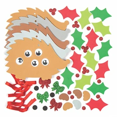 Imagen de Baker Ross Kits de decoración espuma erizo acebo Navidad: suministros creativos arte y manualidades navideños para que los niños hagan decoren (paquete 5)