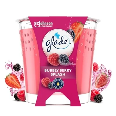Imagen de Glade Vela Perfumada, Fragancia Bubbly Berry Splash, Infusionada con Aceites Esenciales, Vegana, Aroma de 30 Horas, 1