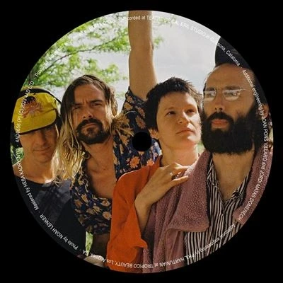Imagen de Vampire Empire / Born For Loving You [7&quot; ECO LTD Color] [Vinilo]