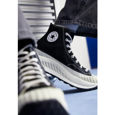 Imagen de Converse Chuck 70 AT CX Platform Unisex Zapatillas altas, Talla: 37.5, Black/egret Tela