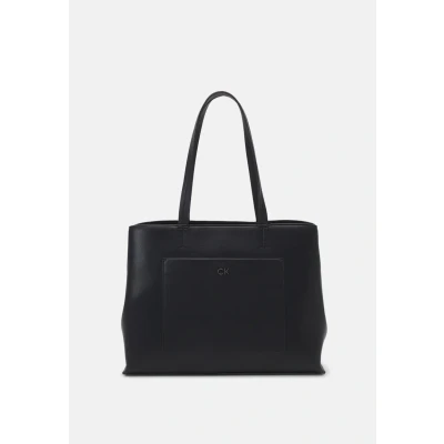 Imagen de Calvin Klein Daily Medium TOTE Pebble Bolso de mano, Mujer, Talla: One Size, Ck black