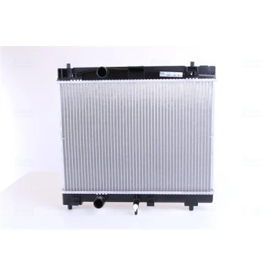 Imagen de NISSENS 64671A Radiador, refrigeración del motor Aluminio 350 488 16 Aletas soldadas TOYOTA: Yaris II Hatchback, III Hatchback