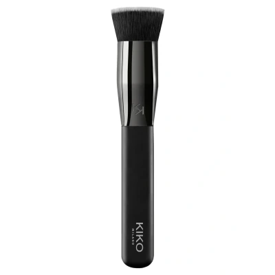 Imagen de KIKO Milano Face 05 Round Foundation Brush Brocha De Corte Plano Para Productos Líquidos O En Mousse, Fibras Sintéticas