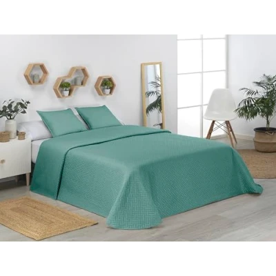 Imagen de Donegal Collections Colcha Bouti Lisa Acolchada y Reversible + 1 Cojin Cama 105/120 cm, Color Verde. Cubrecama de Microfibra Extrasuave, Primavera Verano, Fresca, Acolchado Fino
