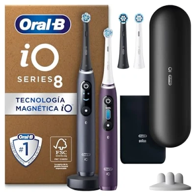 Imagen de Oral B iO 8 Cepillos De Dientes Eléctricos (Pack 2) 2 Mangos Recargables, Tecnología Magnética, Pantalla Color, 4 Cabezales, Funda Viaje, Regalos Originales para Mujer y Hombre, Negro Violeta