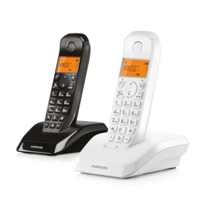 Imagen de Motorola S1202 Duo Teléfono inalámbrico dúo Sencillo y fácil de Usar con una Gran Pantalla Manos Libres (Blanco Negro)