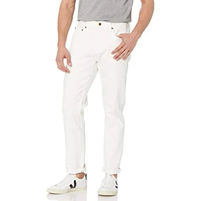 Imagen de Amazon Essentials Pantalón Vaquero Elástico de Ajuste Deportivo Hombre, Blanco Brillante, 33W / 29L