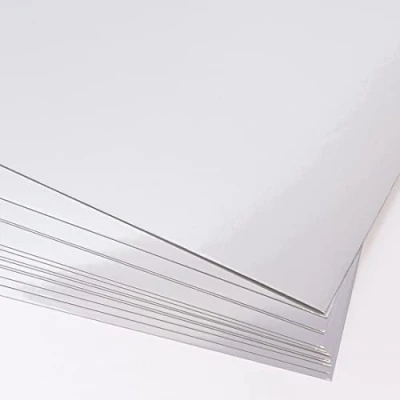 Imagen de Craftelier Pack de 15 Cartulinas Metalizadas Foil Material Ideal para Proyectos Tarjetería, Scrapbooking y Manualidades Gramaje 250 gsm Tamaño 30,48 x cm (12&quot; 12&quot;) Color Plata