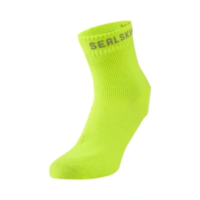 Imagen de SEALSKINZ Thetford Cubrezapatilla de ciclismo para todas las estaciones, impermeable, unisex, amarillo neón, S/M