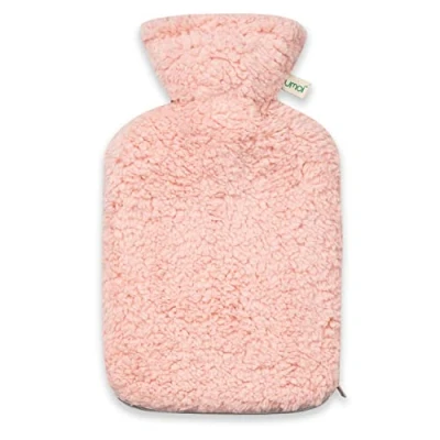 Imagen de Botella de agua caliente 2 litros caucho natural con funda peluche forro extra y cremallera, bolsa cama, certificado BS1970:2012 (Rosa)