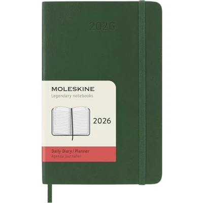 Imagen de Moleskine Agenda Diaria, Diaria 2026 12 Meses, Con Tapa Blanda y Cierre Elástico, Formato Pocket 9x14, Color Verde