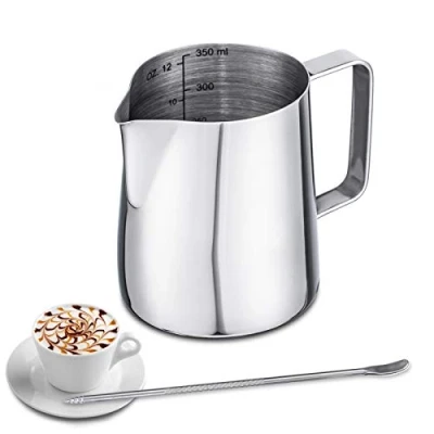 Imagen de Emsmil 350ml Jarra para Leche Acero Inoxidable Plata Taza de Café Espumar con Marca Medición y Lápiz Artístico Jarritas Barista Cafetera Jarras Decorativas