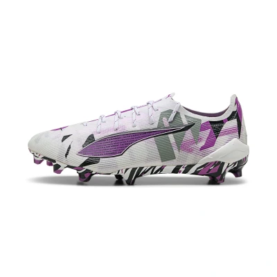 Imagen de Puma Ultra 5 Ultimate Forever Botas de fútbol con tacos, Hombre, Talla: 45, White/pure magenta/feather gray/black Zapatos