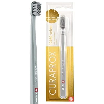 Imagen de Curaprox CS 12460 Cepillo de Dientes Terciopelo Manual Ultra Suave para Adultos con Cerdas CUREN Super Suaves Gris Unicolor