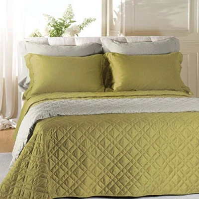 Imagen de Caleffi Colcha Acolchada de Raso Color Liso para Cama Matrimonio Verde