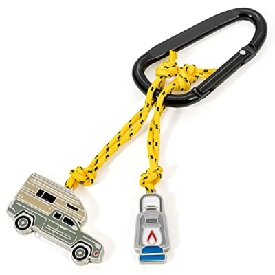 Imagen de TROIKA Llavero de metal con remolque para caravana KR21 06/BK multicolor manejable, multicolor, handlich,