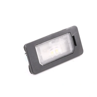 Imagen de TYC 15 0295 00 9 Luz Matricula LED ambos lados con BMW: 4 Cabrio, X5, 3 Berlina norauto, oscaro, mister auto