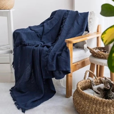 Imagen de Milam London Manta de algodón suave para sillones, sofá, sofá cama individual, color azul marino 170 x 200 cm