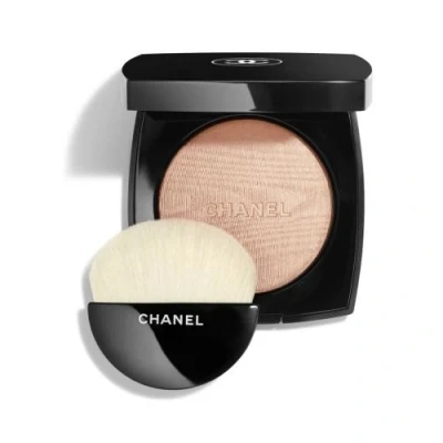 Imagen de Chanel Poudre Lumiere Highlighting Powder 8,5 g