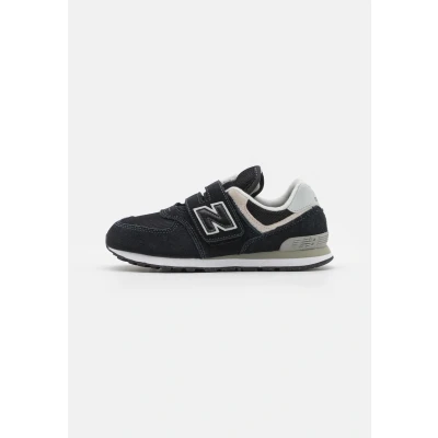 Imagen de New Balance 574 Unisex Zapatillas para niños, Talla: 32.5, Black Zapatos