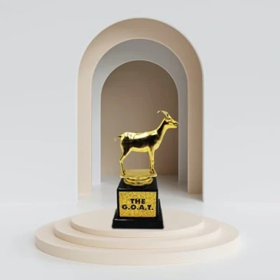 Imagen de Mad Monkey Trofeo G.O.A.T para tu mejor amigo Decoración divertida