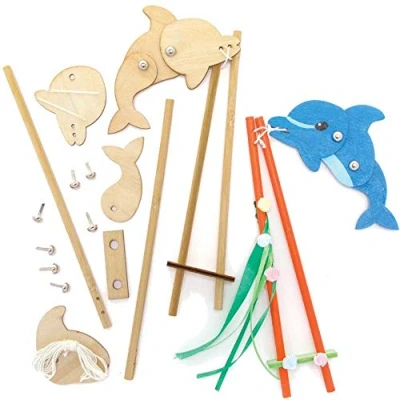 Imagen de Baker Ross FE237 Marioneta de madera Delfines Buceo Paquete 3, manualidades para que los niños decoren y exhiban, actividad educativa