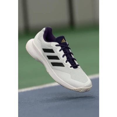 Imagen de adidas Gamecourt 2.0 Tennis Shoes, Zapatillas de Tenis Hombre, Core White/Core Black/Aurora Plum, 48 2/3 EU