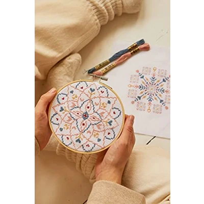 Imagen de DMC Mindful Making Composición persa