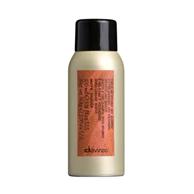 Imagen de Davines This Is An Invisible Mini Dry Shampoo, Residue Free Cleansing And Volumizing Formula, Absorbs Oil With A Soft Natural Finish, Vanilla Grapefruit Scented, 100 mL