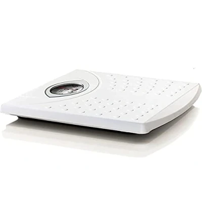 Imagen de BÁSCULA MECANICA COLOR BLANCO SUPERFICIE ANTIDESLIZANTE 125KG PESO MAX.