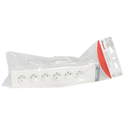 Imagen de Legrand LEG50611 Regleta de 6 enchufes (2P + T, fijable, sin cable)