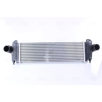Imagen de NISSENS 96245 Intercooler IVECO: Daily 6 , V Furgón / Familiar